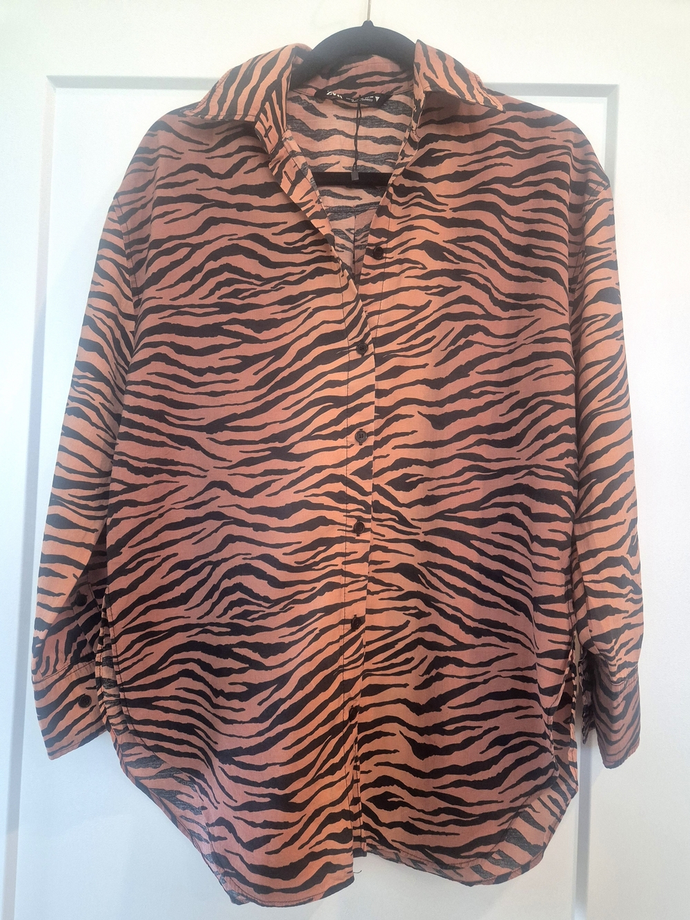 Zara Animal Print Button Down Shirt Peach Black XS